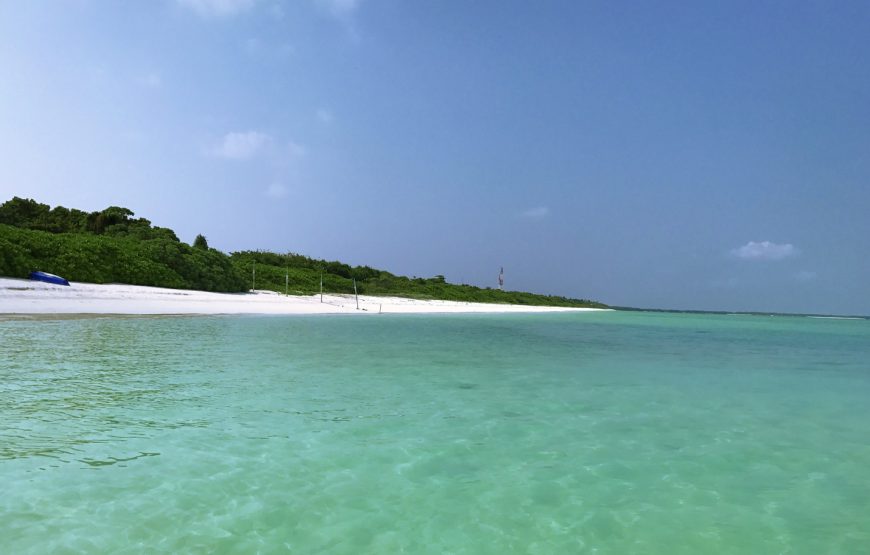 Escape to Hanimaadhoo